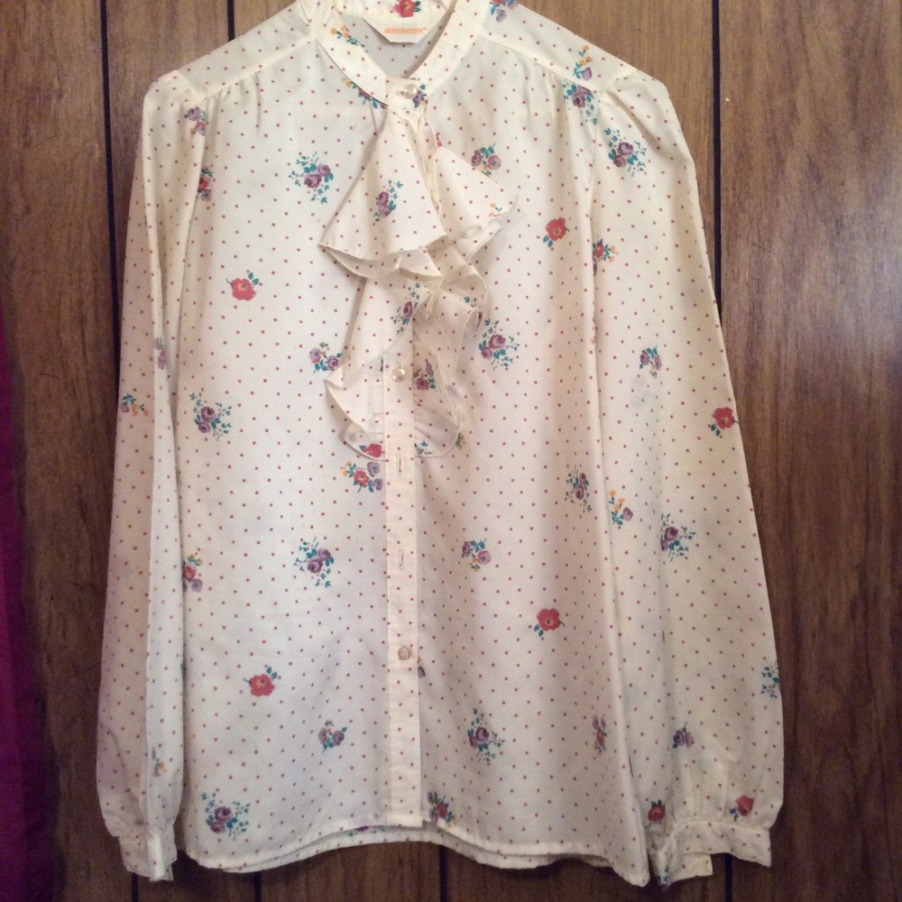 Small Donnkenny Women’s Silky Button-up Blouse